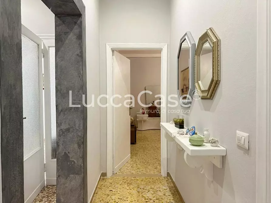 Immagine 2 di Appartamento in affitto  a Capannori