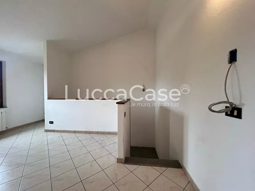 Immagine 14 di Appartamento in vendita  a Capannori