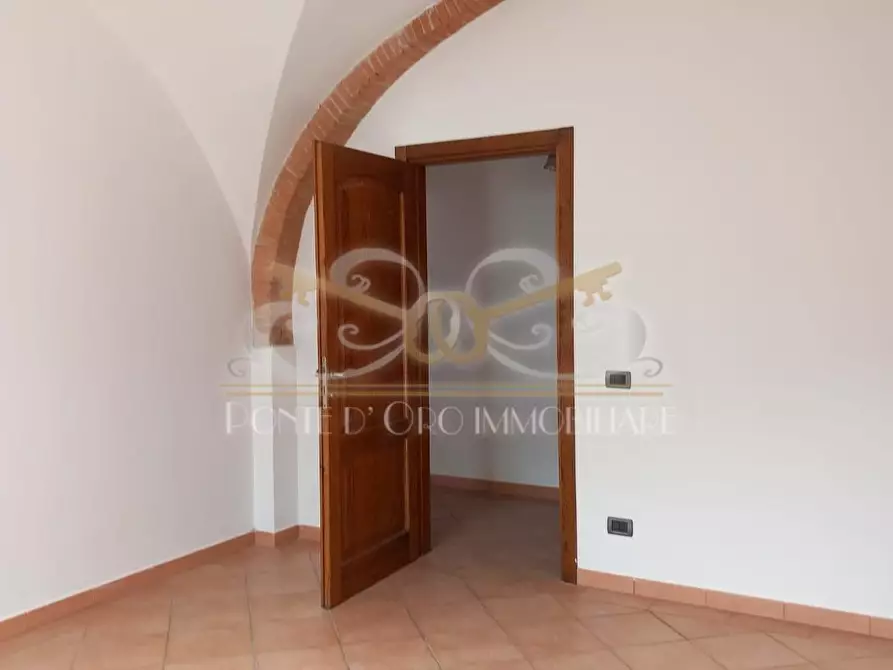 Immagine 9 di Appartamento in vendita  a San Giuliano Terme