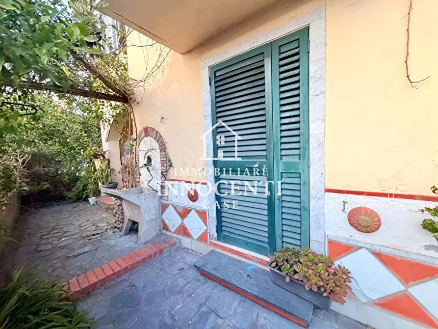 Immagine 28 di Appartamento in vendita  a Massa