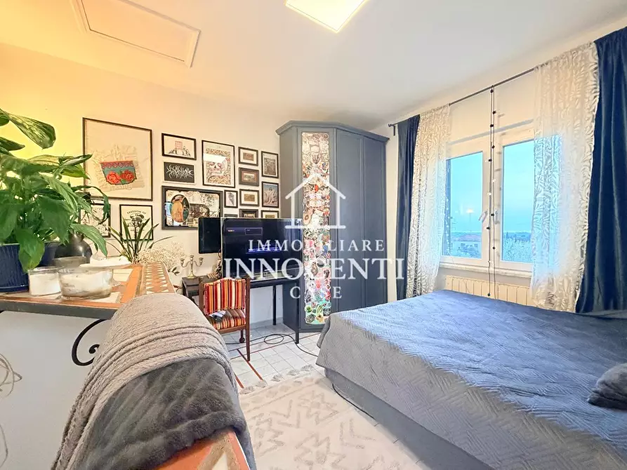 Immagine 18 di Appartamento in vendita  a Massa