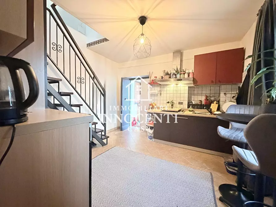 Immagine 4 di Appartamento in vendita  a Massa