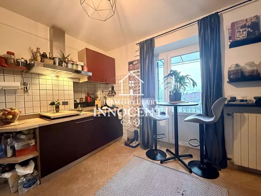 Immagine 3 di Appartamento in vendita  a Massa