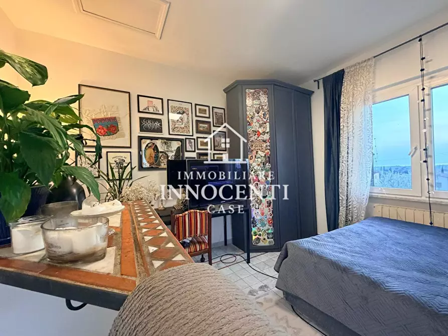 Immagine 22 di Appartamento in vendita  a Massa