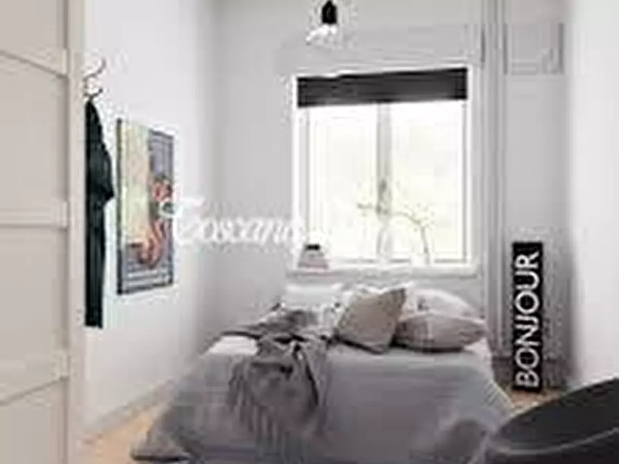 Immagine 3 di Appartamento in vendita  a Siena