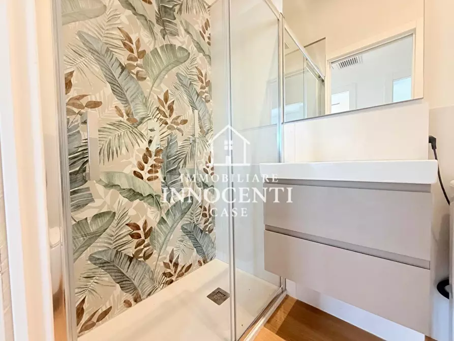 Immagine 15 di Appartamento in vendita  a Massa