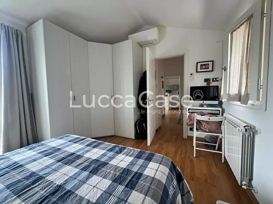 Immagine 18 di Casa bifamiliare in vendita  a Lucca