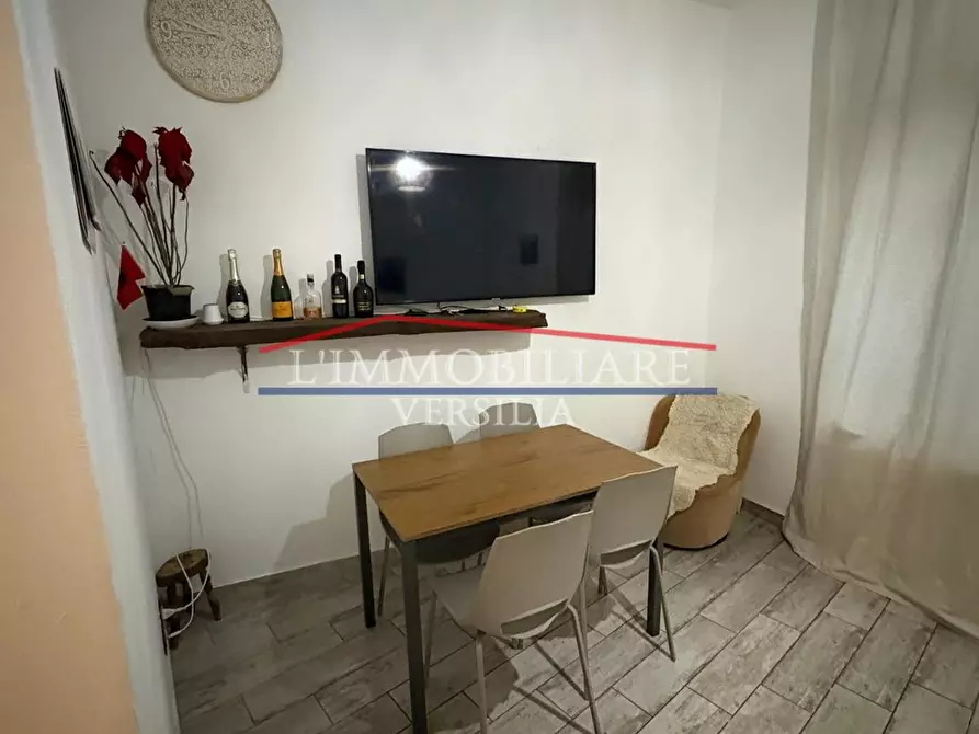 Immagine 28 di Terratetto in vendita  a Massa