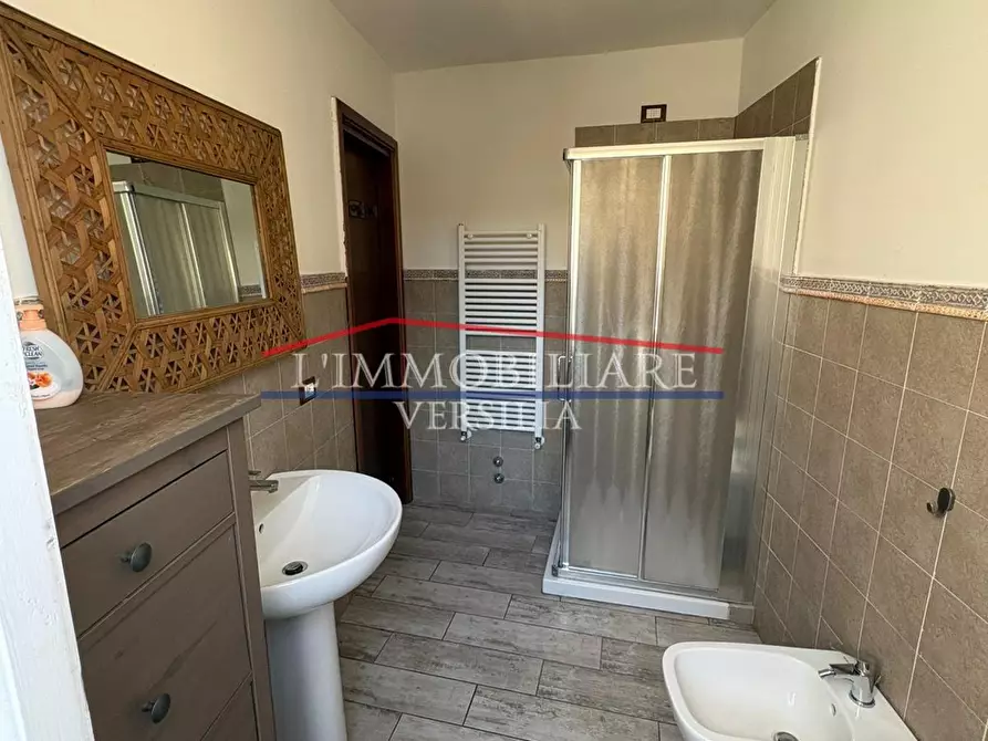 Immagine 13 di Terratetto in vendita  a Massa