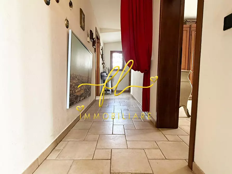 Immagine 15 di Porzione di casa in vendita  a Castellina Marittima
