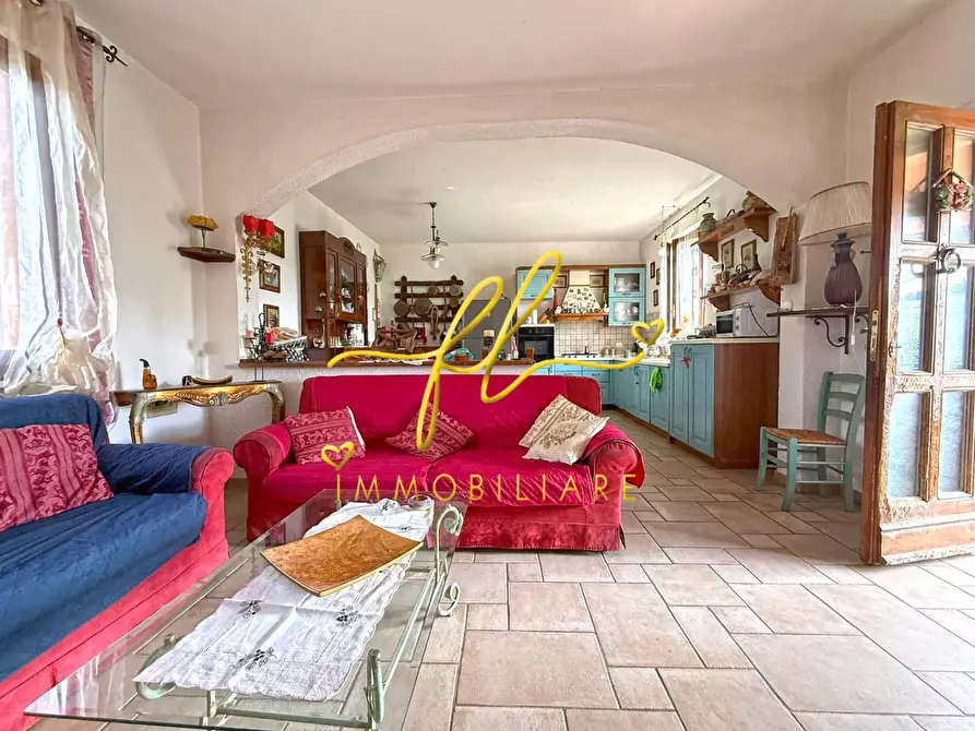 Immagine 11 di Porzione di casa in vendita  a Castellina Marittima