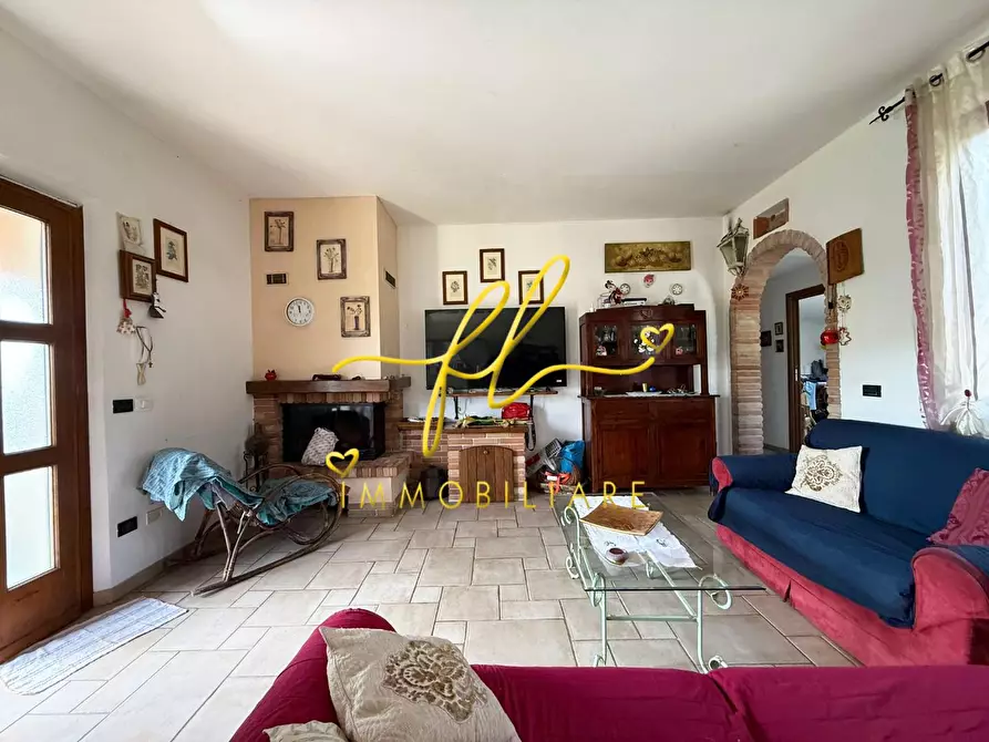 Immagine 7 di Porzione di casa in vendita  a Castellina Marittima