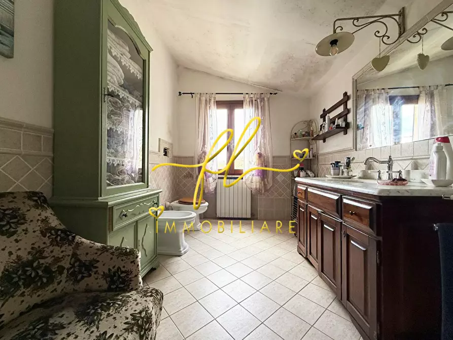 Immagine 20 di Porzione di casa in vendita  a Castellina Marittima