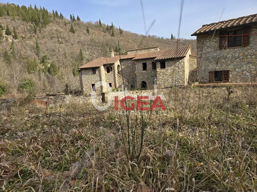 Immagine 12 di Appartamento in vendita  a Castellina In Chianti