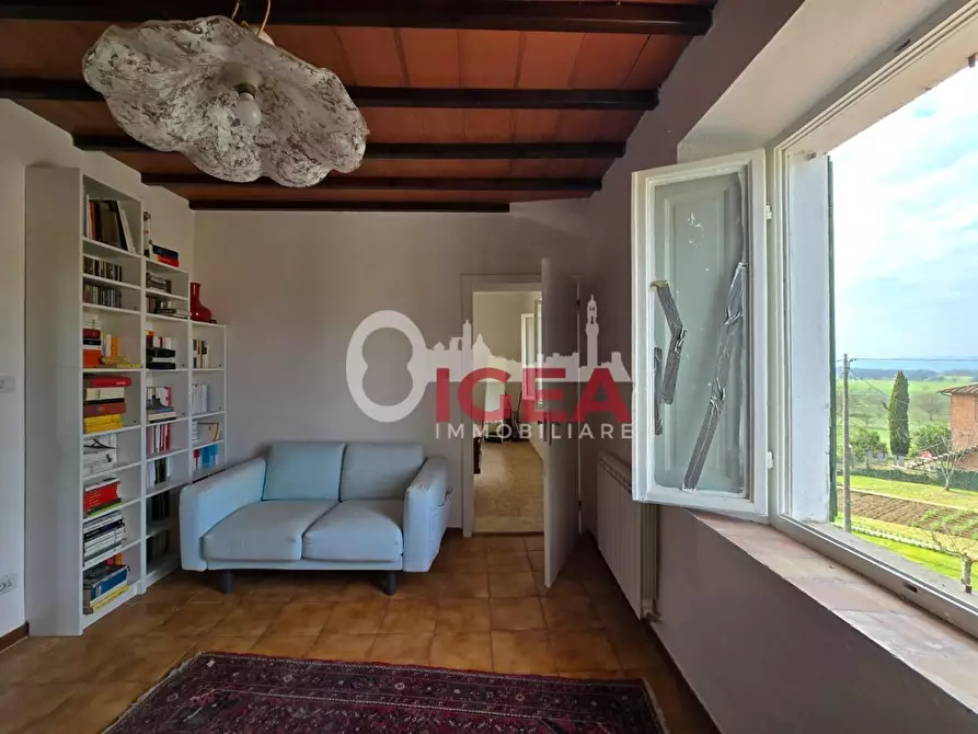 Immagine 5 di Appartamento in vendita  a Siena