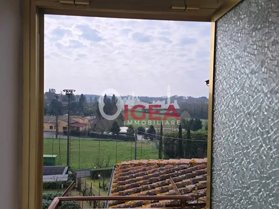 Immagine 23 di Appartamento in vendita  a Siena