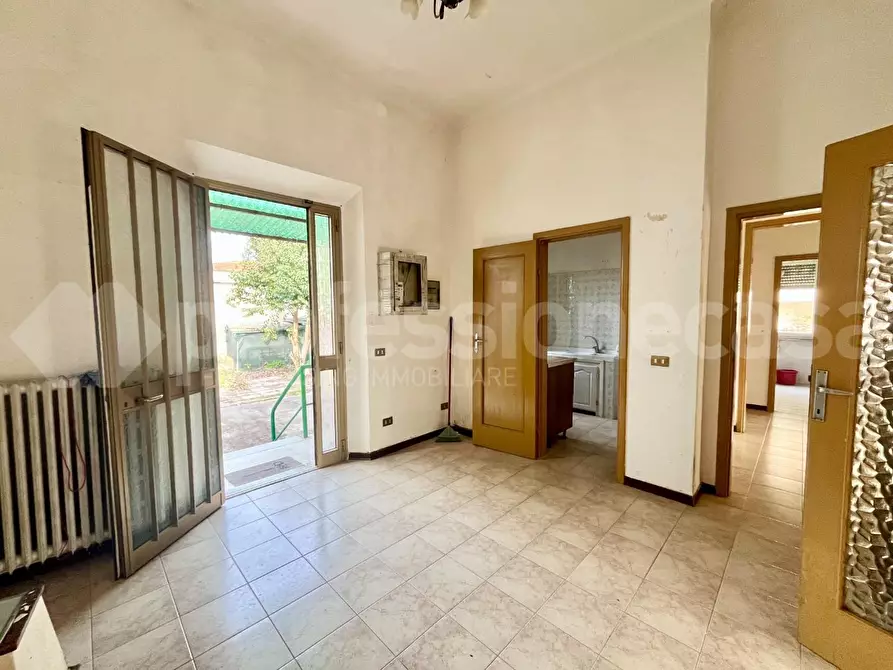 Immagine 14 di Appartamento in vendita  a Vecchiano