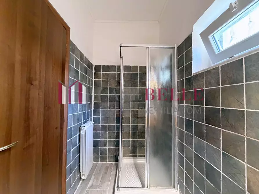 Immagine 70 di Villa in vendita  a Massarosa