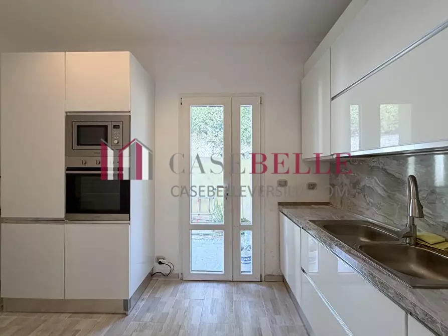 Immagine 13 di Villa in vendita  a Massarosa