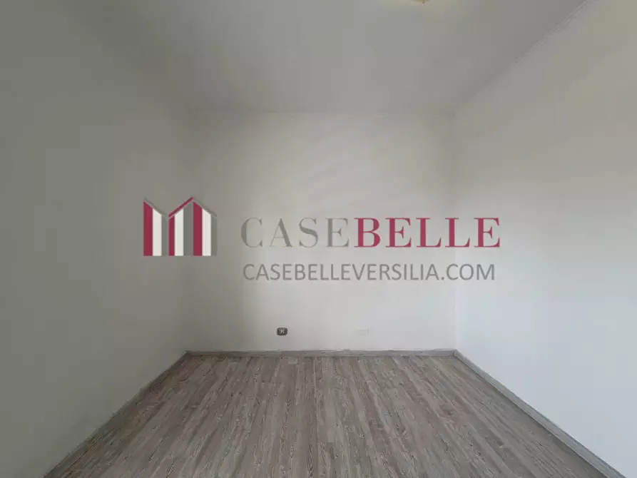 Immagine 66 di Villa in vendita  a Massarosa