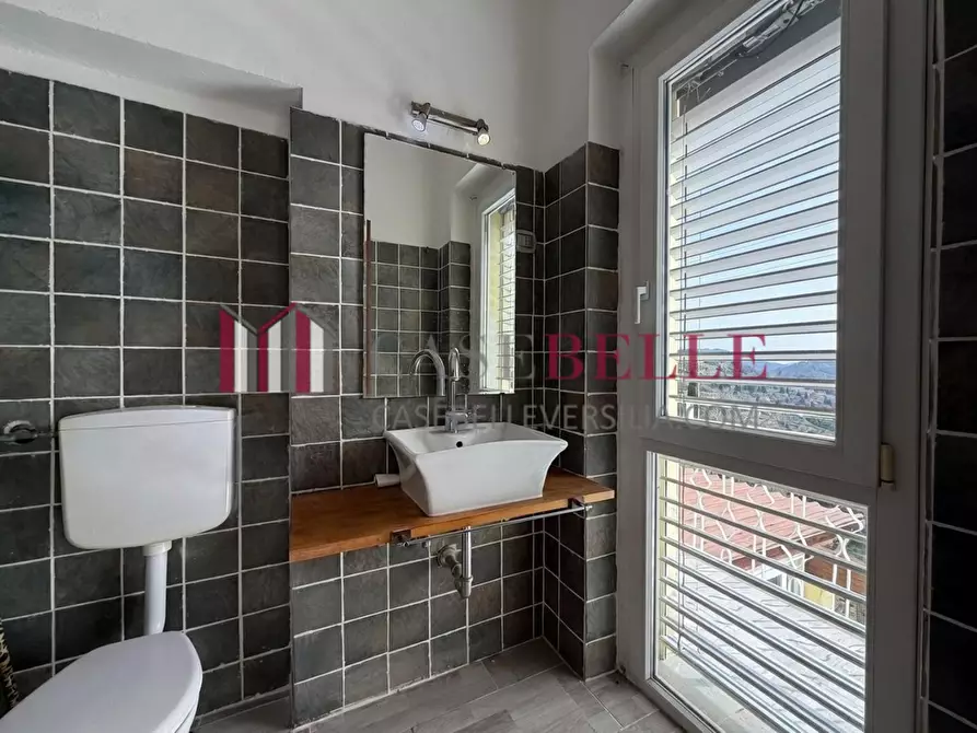 Immagine 57 di Villa in vendita  a Massarosa