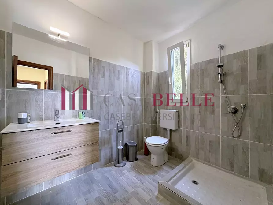 Immagine 35 di Villa in vendita  a Massarosa