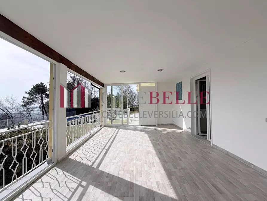 Immagine 92 di Villa in vendita  a Massarosa