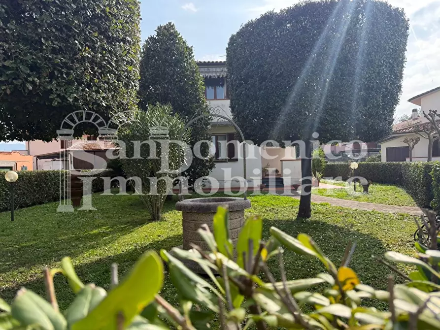 Immagine 6 di Villa in vendita  a Cascina