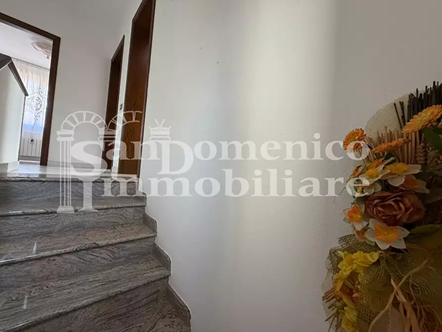 Immagine 15 di Villa in vendita  a Cascina