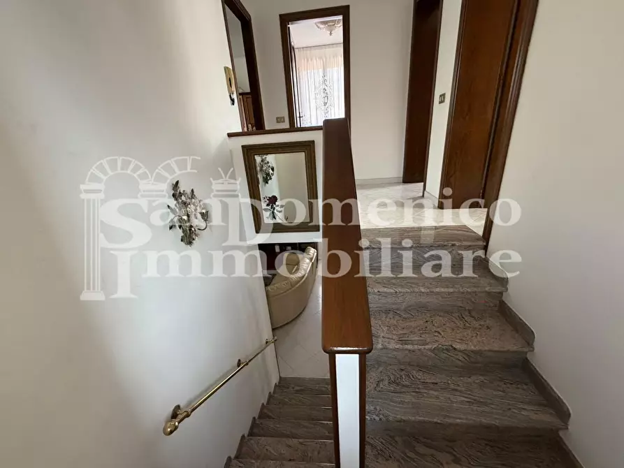 Immagine 12 di Villa in vendita  a Cascina