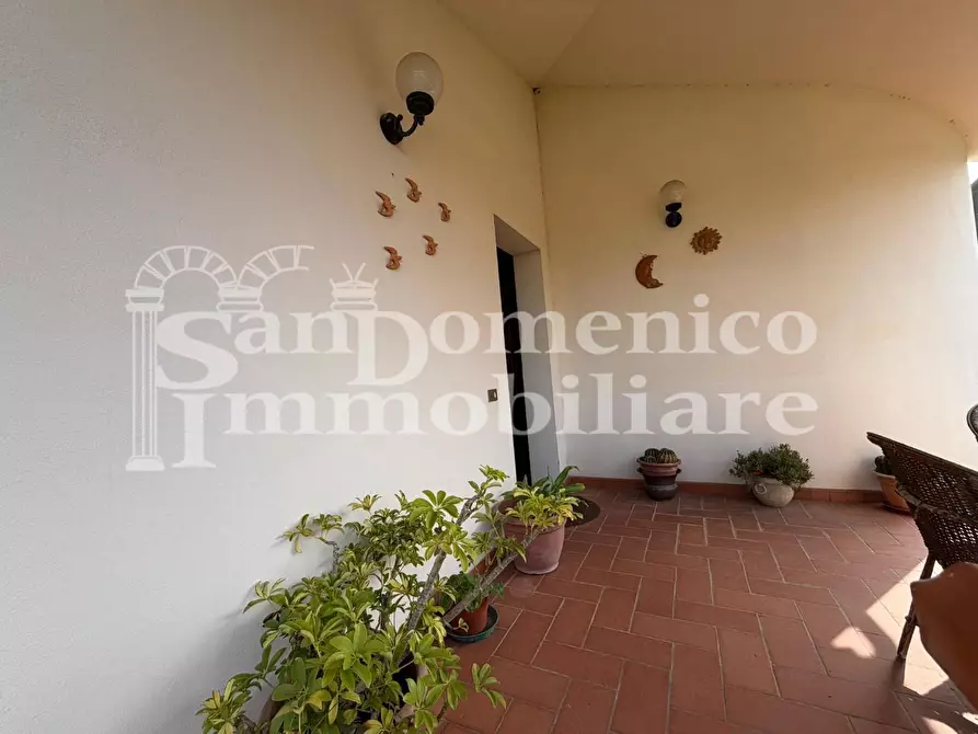 Immagine 3 di Villa in vendita  a Cascina