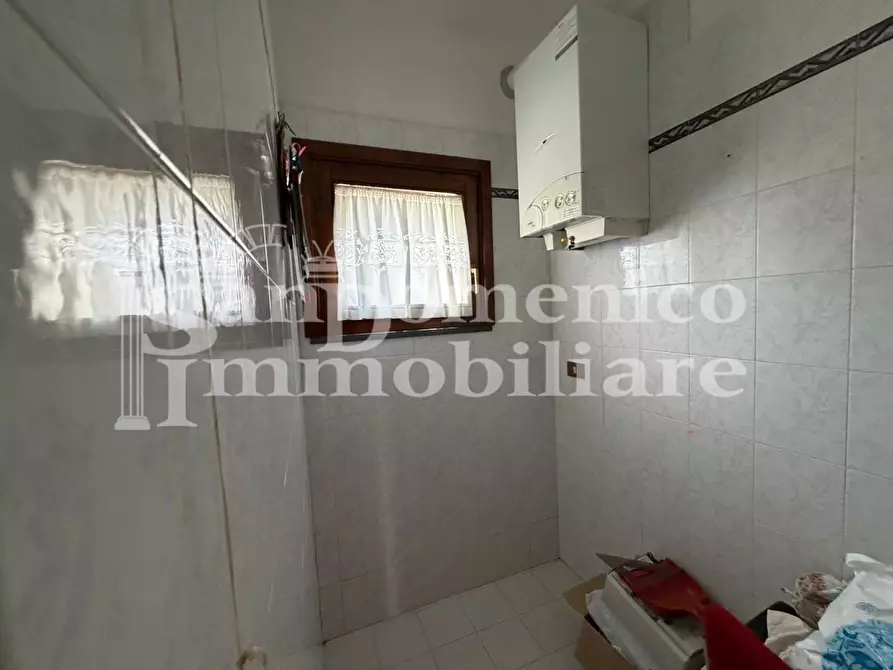 Immagine 9 di Villa in vendita  a Cascina