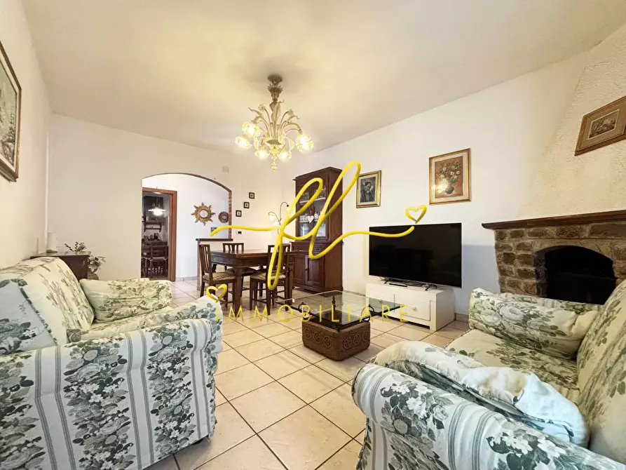 Immagine 3 di Appartamento in vendita  a Cecina