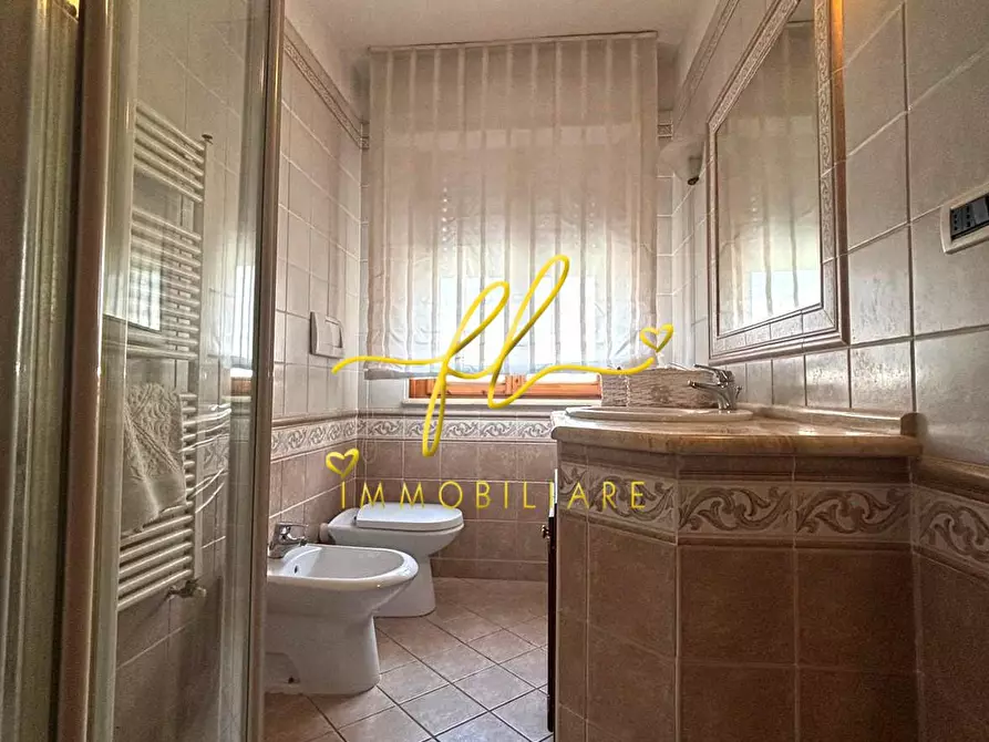 Immagine 18 di Appartamento in vendita  a Cecina