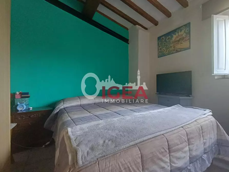 Immagine 13 di Appartamento in vendita  a Colle Di Val D'elsa