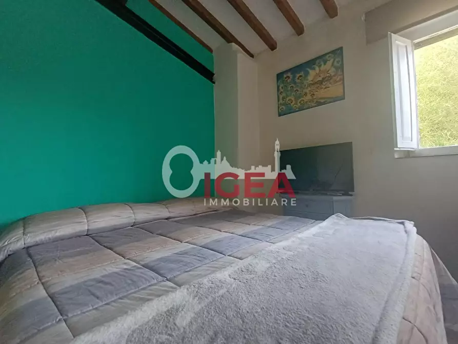 Immagine 15 di Appartamento in vendita  a Colle Di Val D'elsa