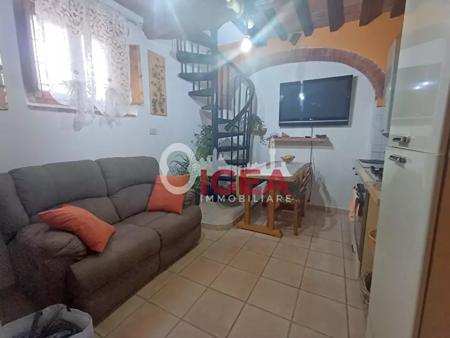 Immagine 5 di Appartamento in vendita  a Colle Di Val D'elsa