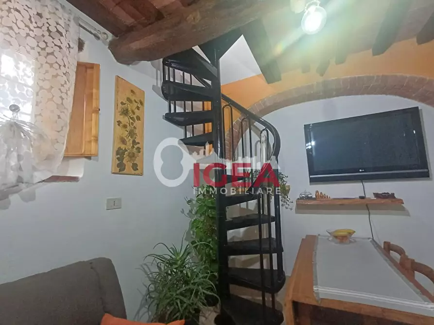 Immagine 8 di Appartamento in vendita  a Colle Di Val D'elsa