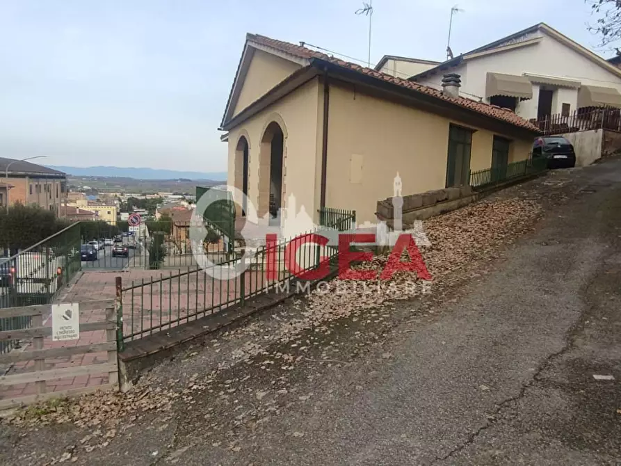 Immagine 2 di Terratetto in vendita  a Sinalunga