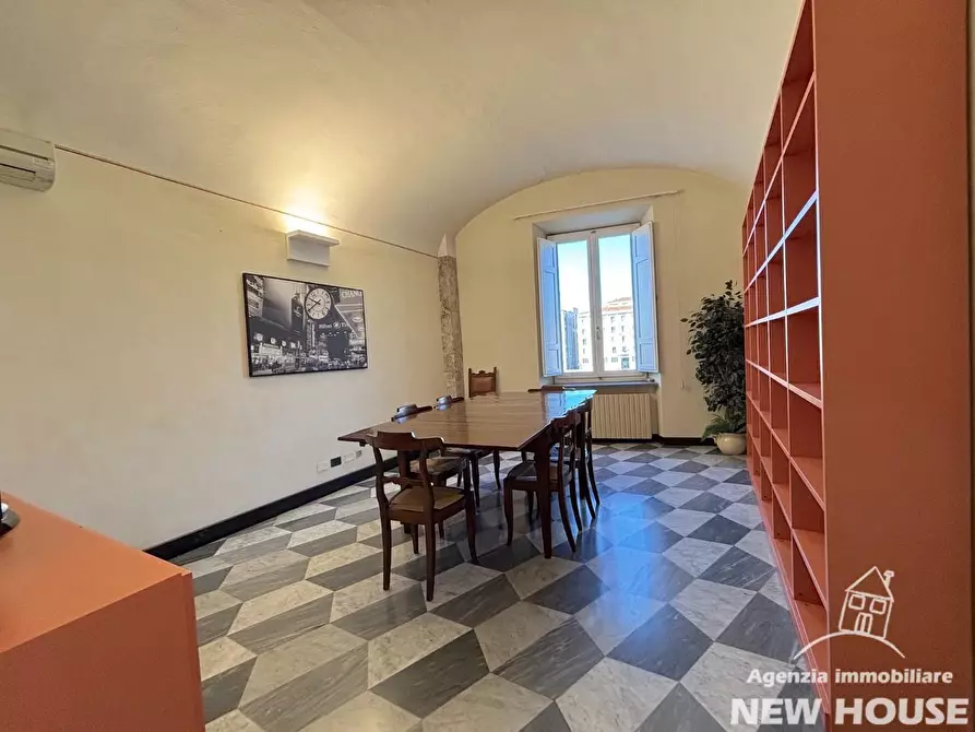 Immagine 17 di Appartamento in vendita  a Pisa