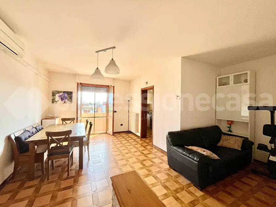 Immagine 1 di Appartamento in vendita  a Cascina