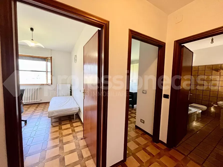 Immagine 10 di Appartamento in vendita  a Cascina