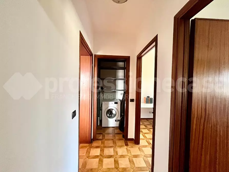 Immagine 21 di Appartamento in vendita  a Cascina