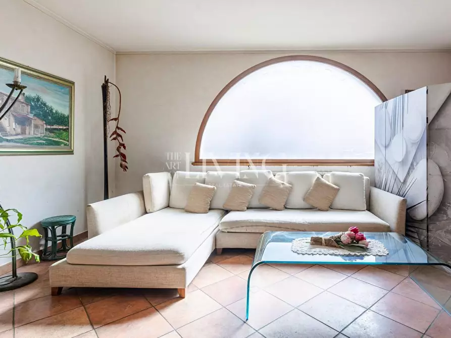 Immagine 7 di Villa in vendita  a Massarosa