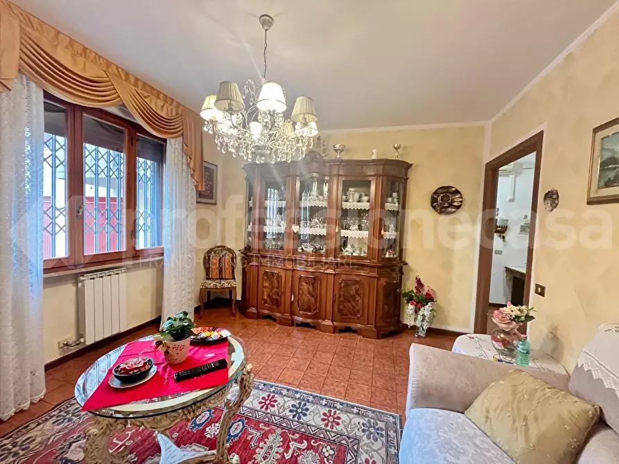 Immagine 2 di Appartamento in vendita  a Santa Maria A Monte