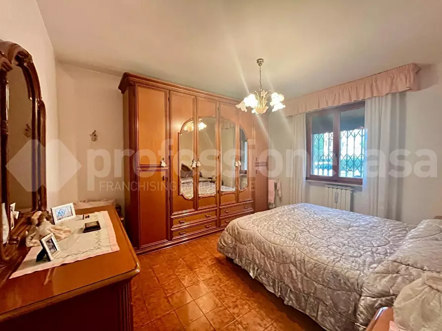 Immagine 10 di Appartamento in vendita  a Santa Maria A Monte