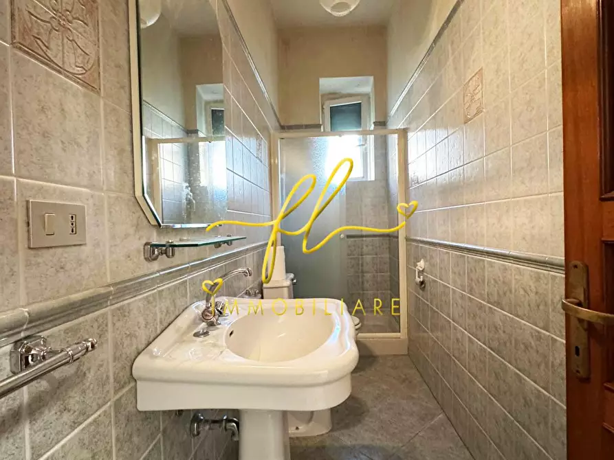 Immagine 18 di Appartamento in vendita  a Livorno