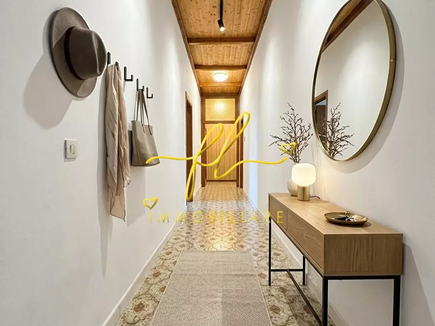 Immagine 3 di Appartamento in vendita  a Livorno