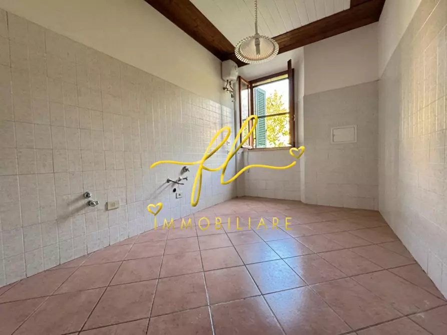 Immagine 13 di Appartamento in vendita  a Livorno