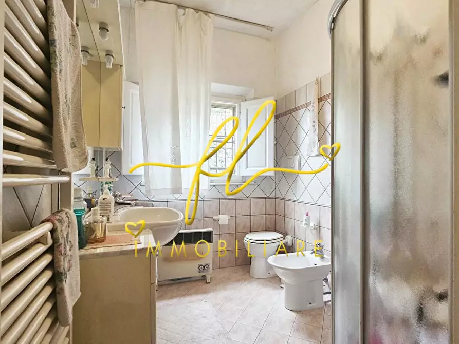 Immagine 13 di Appartamento in vendita  a Rosignano Marittimo